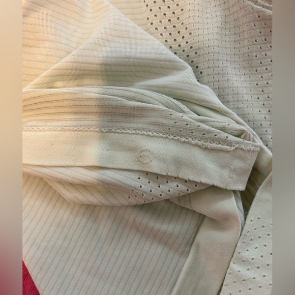 Lululemon tank top - Picture 4 of 4